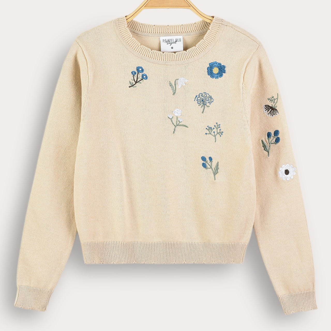 Embroidery Knit Shirt